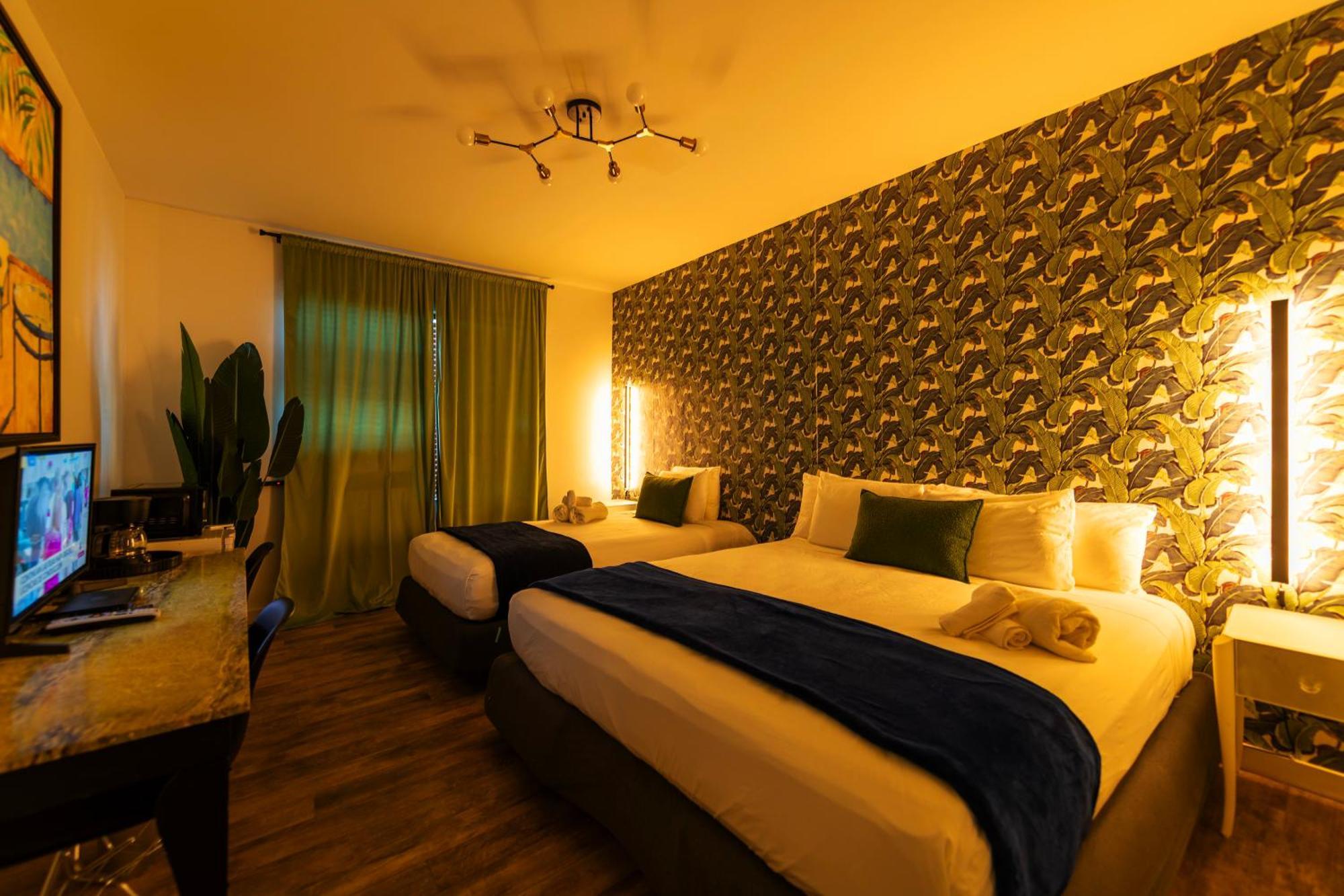 6768 Collins Miami Stays ไมอามีบีช ภายนอก รูปภาพ